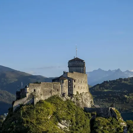 Du Clos Fleuri Lourdes