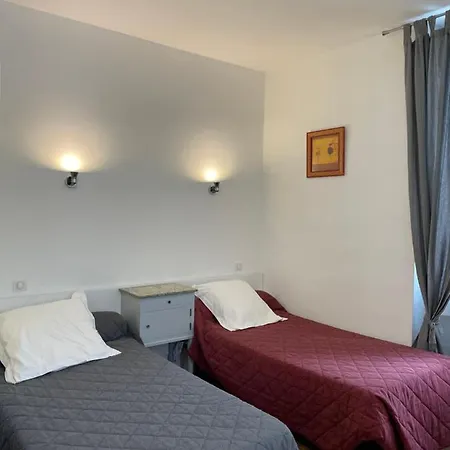 Du Clos Fleuri Guest house Lourdes