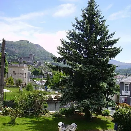 Du Clos Fleuri Guest house Lourdes